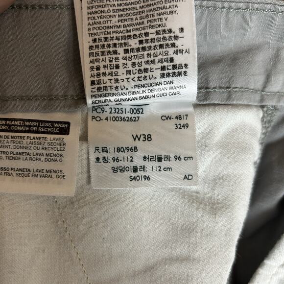 Levi’s Carrier Cargo Shorts Men's 38 Gray Ripstop Outdoor Pockets Hiking Casual - Picture 7 of 12